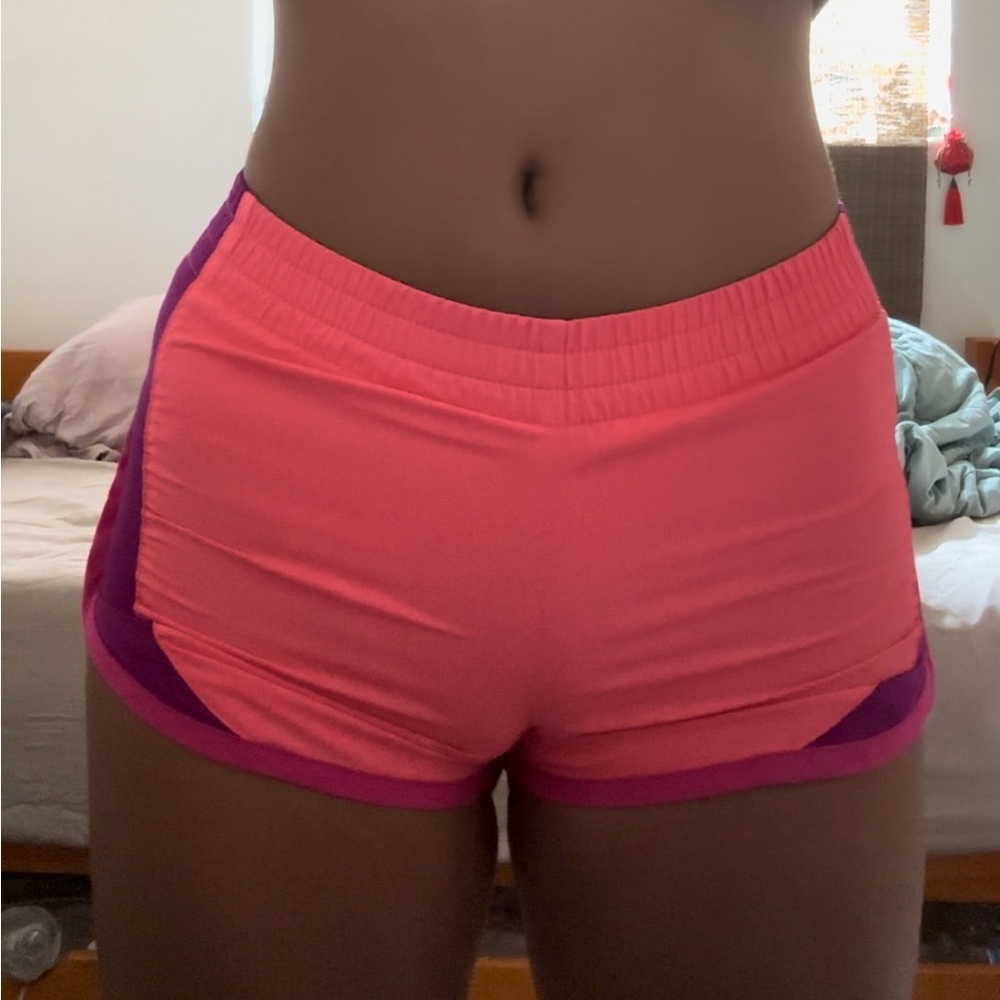 Athletic pink shorts